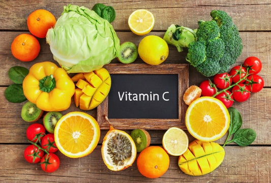Vitamina C, ácido ascórbico, beneficios de la vitamina C, sistema inmunológico, salud de la piel, alimentos ricos en vitamina C, suplementos de vitamina C.